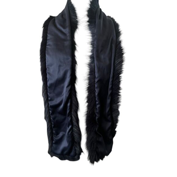 FAUX FUR NAVY BLUE SCARF WINTER SCARF STOLE WRAP FORMAL NAVY BLUE SATINY LINED - Picture 4 of 5